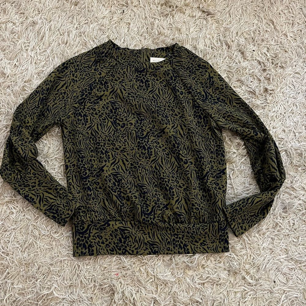 Melloday Green and Black Animal Print Sweater size small